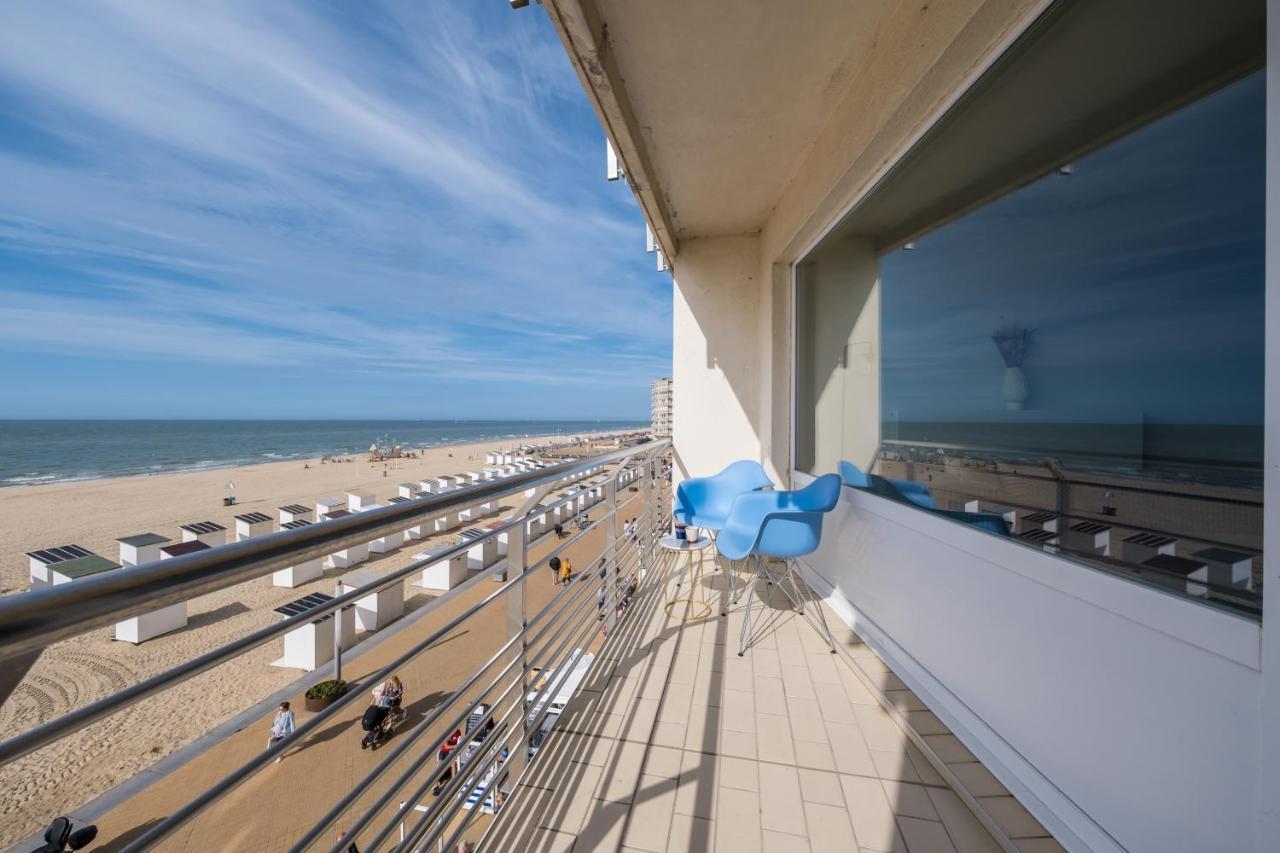 Apartment 2 Bedrooms With Magnificent Seaview And Free Parking Остенде Екстериор снимка